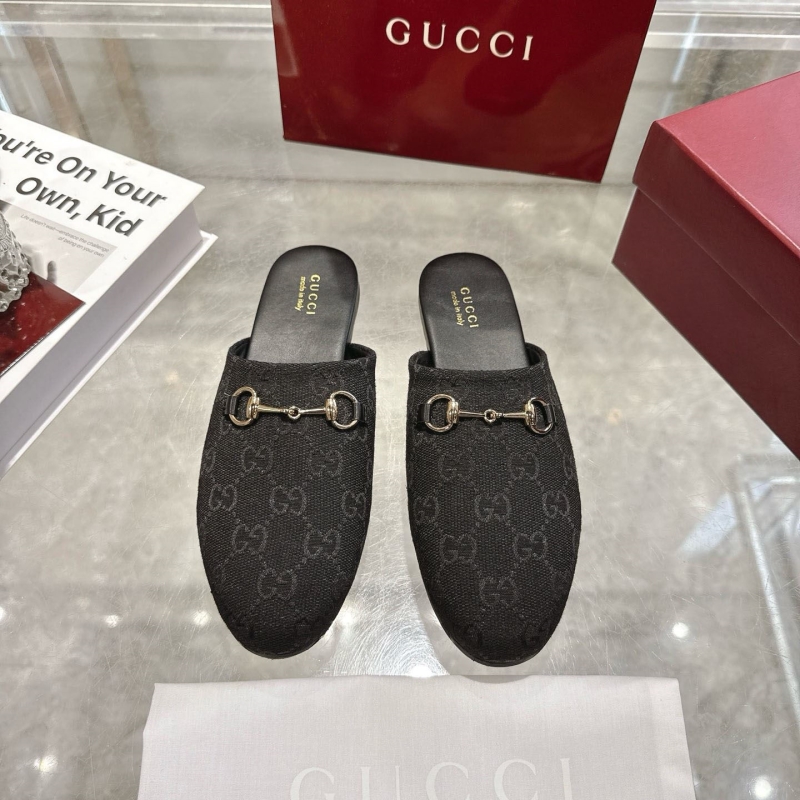 Gvc*1 slippers